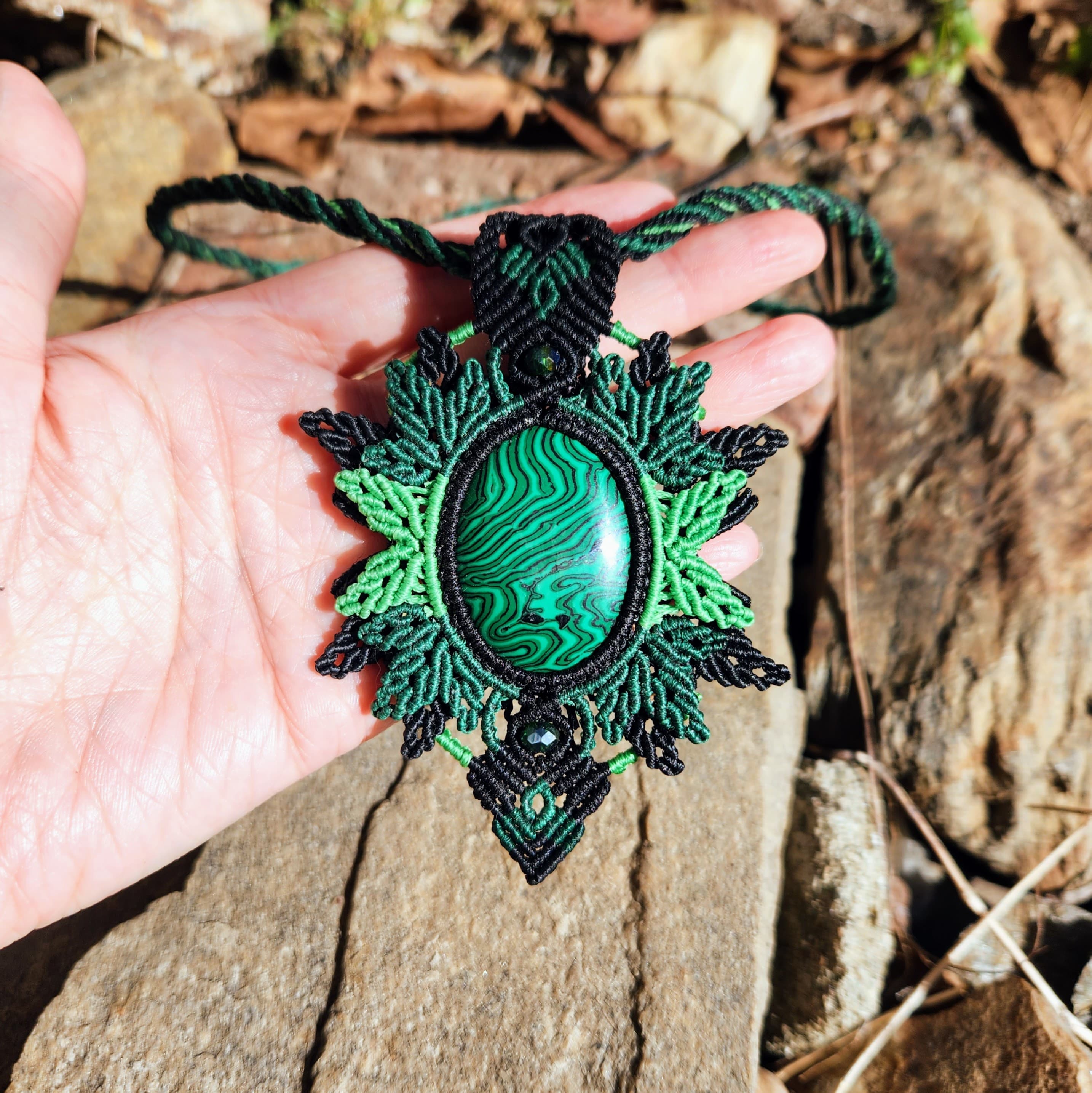Green Malachite Macrame Pendant Necklace - Handcrafted Vibrant Jewelry